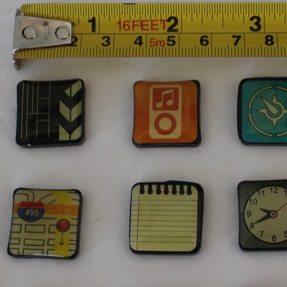 Magnets - Cute 2 cm x 2 cm - Picture 6 of 12